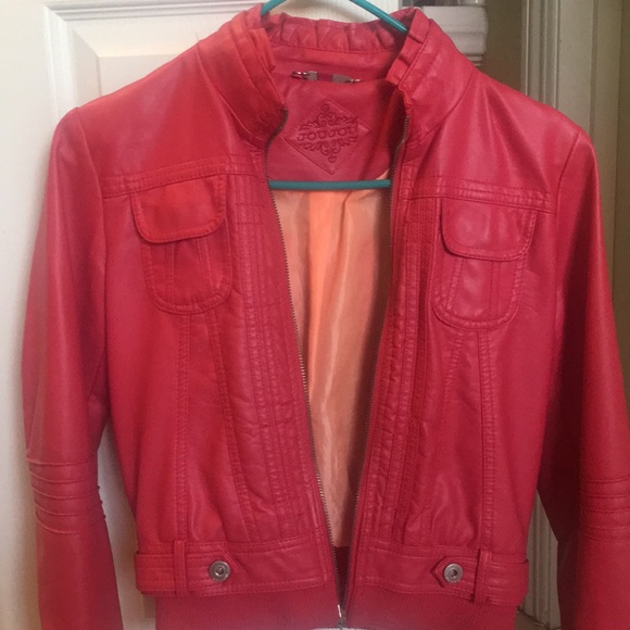 Pink leather jacket - Picture 2 of 5